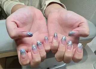 ネイル ＆robe銀座 🪽tsuki🪽のネイルデザイン