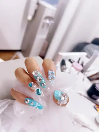 ネイル Magique パリ 専門店🎀のマツエク・マツパデザイン