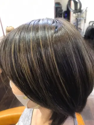 ショート カラー 桧山 真のヘアスタイル