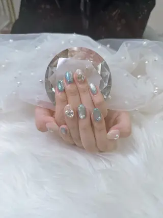 ネイル クイーンズネイル銀座所属・Queeens nailのネイルデザイン