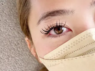 マツエク・マツパ 𝑆𝑈𝑁𝑁𝑌 ɴᴇᴡ ᴏᴘᴇɴ☀️の眉毛・アイブロウイメージ