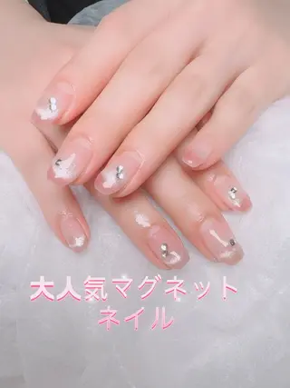 ネイル pink ladyサロン所属・べ にのネイルデザイン