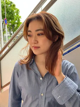 セミロング ヘアアレンジ ウスイマイコ カット/ケアカラーのヘアスタイル