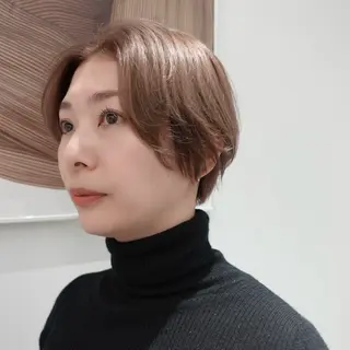 ショート カラー ヘアアレンジ 🌐サトウ リョウ🌐のヘアスタイル