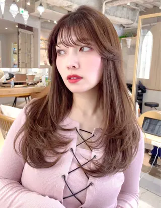 ロング Kanami/韓国風 /艶カラーのヘアスタイル