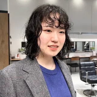 ミディアム パーマ 金本麗美　ボブパーマ グレージュ/オリーブのヘアスタイル