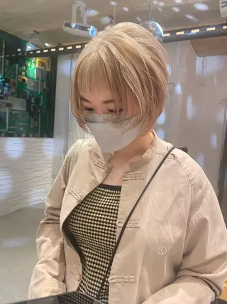 ミディアム カラー 艶ハイトーン👑♡ NATSUKIのヘアスタイル