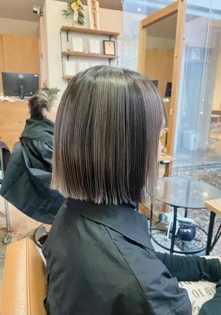 ミディアム ブリーチなしWカラー /酸性ストレート河本のヘアスタイル