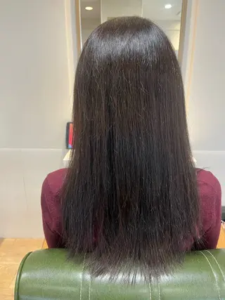 ロング 小鴨 美佳のヘアスタイル