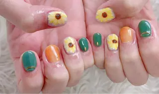 ネイル celica所属・松田 由真のネイルデザイン