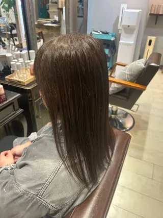 セミロング 暖色カラー｜艶髪｜ 🥨AIKA🥨のヘアスタイル