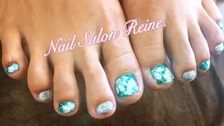 ネイル Nailsalon Reine所属・玉栄 伶奈のネイルデザイン