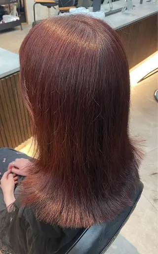 カラー ANGELICA 國吉　日向のヘアスタイル