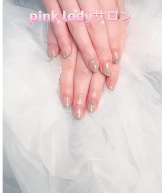 ネイル pink ladyサロン所属・べ にのネイルデザイン
