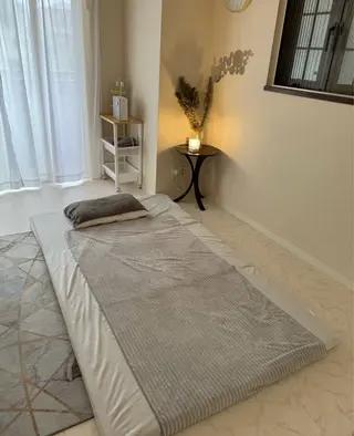 Re:bloom( PARAFUSE.立川店 夢みる寝落ち空間所属・脳洗浄®︎立川シェアサロン内)所属・Re:bloom Kaedeのエステ・リラクイメージ