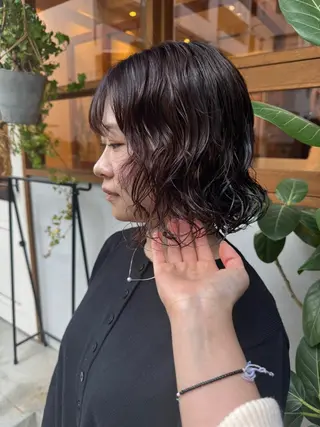 ショート パーマ ENIF　大島 芽生のヘアスタイル