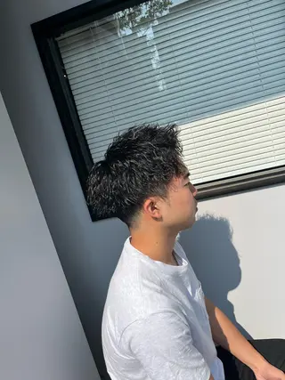 ショート SWELL-WHITE-所属・SWELL  高峰 将生  メンズ専門のヘアスタイル