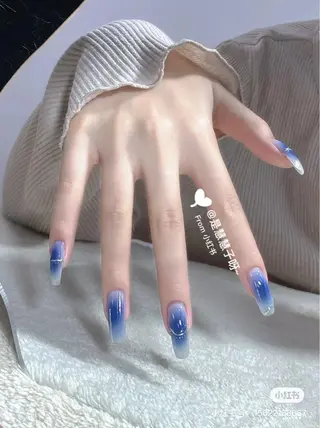 ネイル Hana  NAIL所属・新宿YISInail スカルプ専門店のネイルデザイン