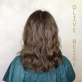 ミディアム カラー パーマ 美髪矯正 🌈髪質改善 山下のヘアスタイル