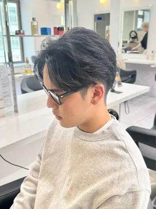 ショート パーマ ヘアアレンジ メンズ SALOWIN藤沢店所属・艶カラー の達人のヘアスタイル