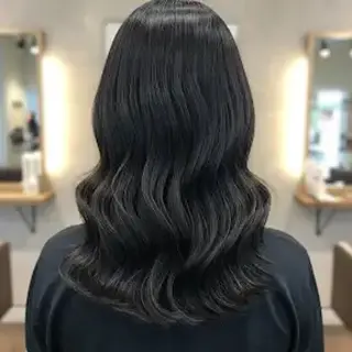 ロング カラー メルクヘアー 中澤のヘアスタイル
