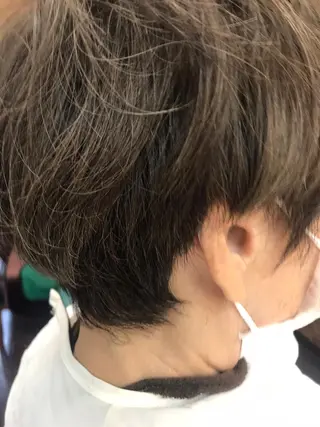 ショート カラー 桧山 真のヘアスタイル