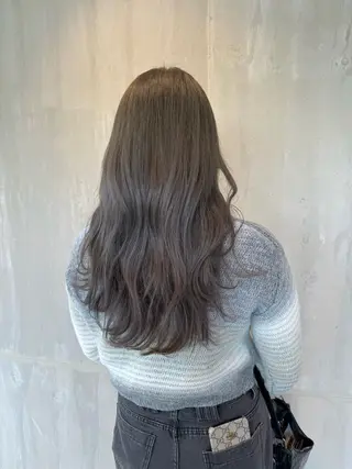 ロング カラー 透明感カラー 天羅のヘアスタイル