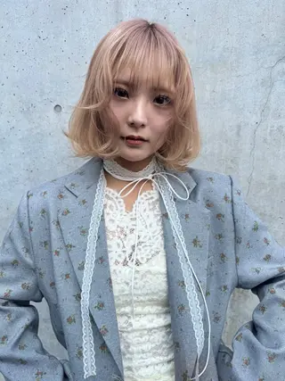 ミディアム カラー レイヤーカット/透明 感カラー/saraのヘアスタイル