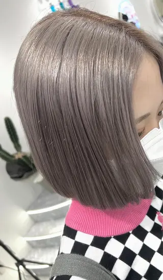 ミディアム Iris所属・ハイトーン特化サロン 💎MOCA💎のヘアスタイル