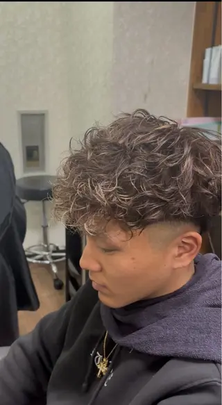 ショート パーマ メンズ 椎名 翔琉のヘアスタイル