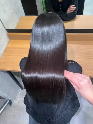 ロング RAF Sakuraのヘアスタイル