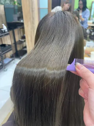 ロング カジタ ナミのヘアスタイル