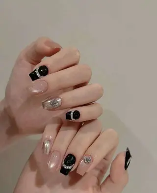 ネイル Oomiya 服部のネイルデザイン