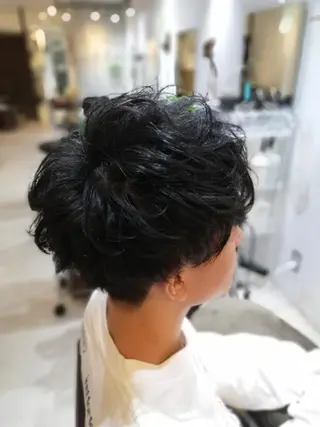 ショート パーマ メンズ 北林 弘展のヘアスタイル