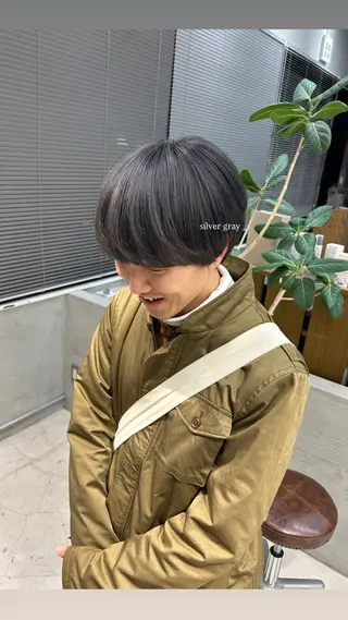 カラー taoka ayaのヘアスタイル