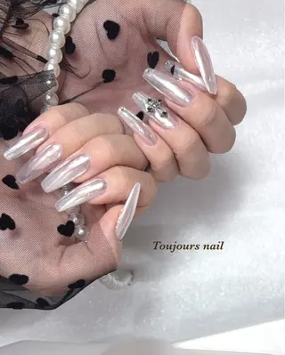 ネイル Toujours nail所属・Toujours / nanaのネイルデザイン