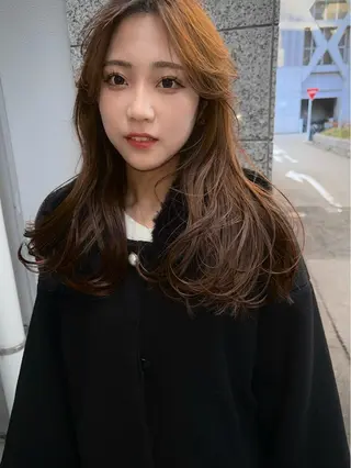 ロング 中野 莉子のヘアスタイル
