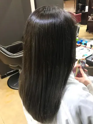 カラー offtheLip　ocean所属・メンズパーマ 小澤太雅のヘアスタイル