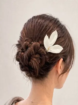 ミディアム 古屋 美春のヘアスタイル