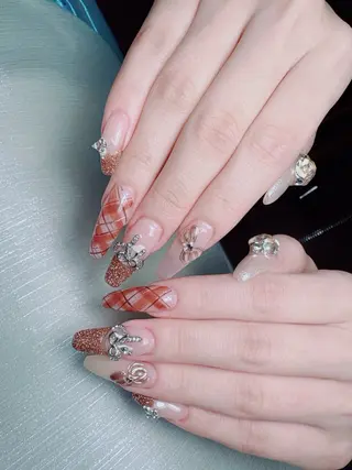 ネイル Yuxi Beauty salon 【ユーシィー ビューティ サロン】所属・ユーシーネイルサロン 池田公園店のネイルデザイン