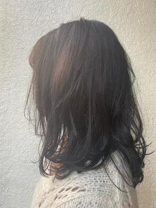 ミディアム 山本 夏未のヘアスタイル