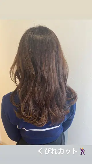 セミロング Ate by little所属・青木 梢のヘアスタイル