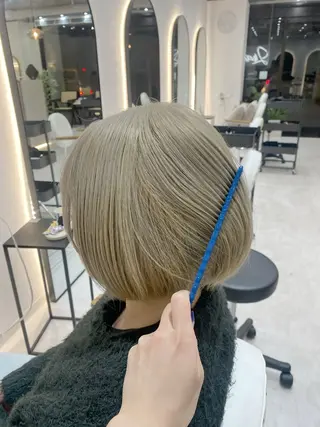 ショート 艶髪・透明感カラー・ 韓国ヘア・Yuriのヘアスタイル