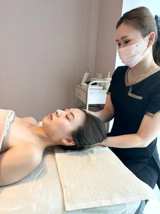 小顔矯正専門店Gémiey所属・越谷駅徒歩３分 小顔専門Gemieyのエステ・リラクイメージ