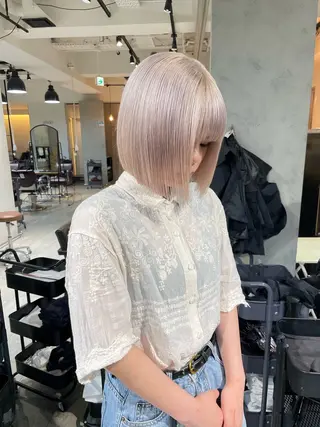 ショート カラー 💜ハイトーン💛 マジカルかいちゃんのヘアスタイル