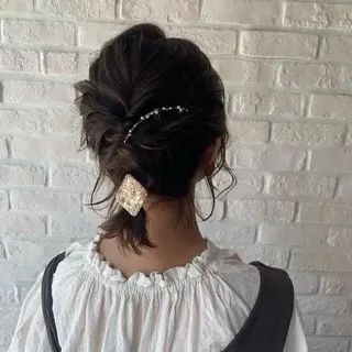 ショート カラー ヘアアレンジ SHANTi 飯塚 ヘアセット/髪質改善のヘアスタイル