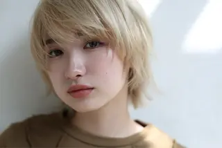 カラー 中川 諒祐のヘアスタイル