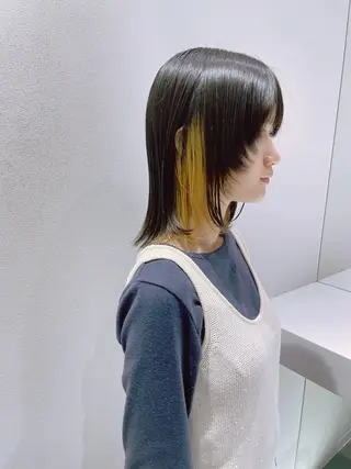 ミディアム 佐野 えり奈のヘアスタイル