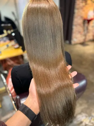 セミロング カラー 心斎橋/縮毛矯正/ 髪質改善 吉見勇亮のヘアスタイル