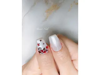 ネイル 市川 麻衣子のネイルデザイン